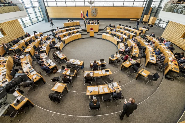 Image: IMAGO / Jacob Schröter